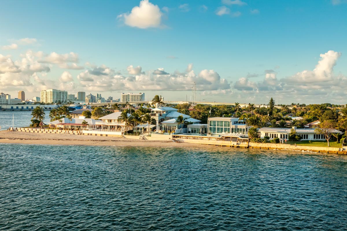 yacht charter Florida
